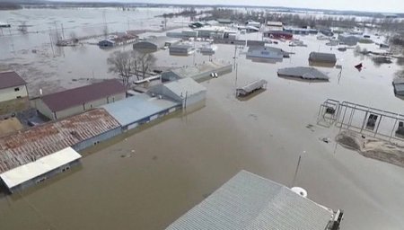 Власти Небраски с ужасом подсчитывают потери из-за наводнения