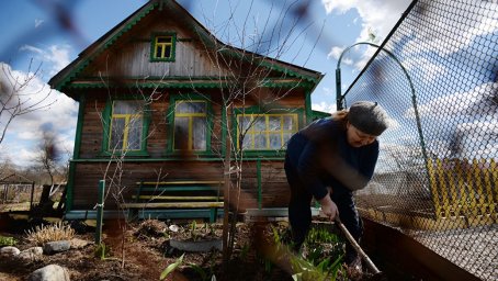 В России могут продлить рабочий день жительницам сельской местности